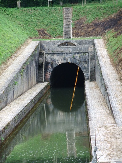 tunnel